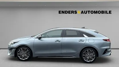 Gebraucht Kia ProCeed GT-Line 140 PS (102 kW) 2025 Css) lunar silver m (silber Kleinwagen