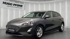 Grau Gebraucht 2021 Ford Focus Cool & Connect Limousine | 16.890 € (Fairer Preis)