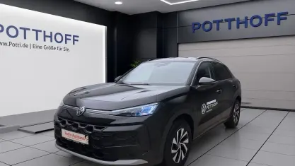 Gebraucht VW T-Roc Life 116 PS (85 kW) 2026 Schwarz SUV