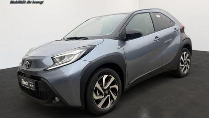 Gebraucht Toyota Aygo X Comfort 72 PS (52 kW) 2025 Urban khaki SUV