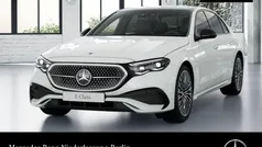 Weiß Gebraucht 2025 Mercedes E200 AMG line Limousine | 62.300 € (Fairer Preis)