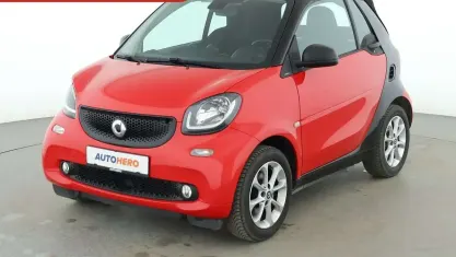Gebraucht Smart ForTwo Cabrio Basis 71 PS (52 kW) 2019 Rot Cabrio