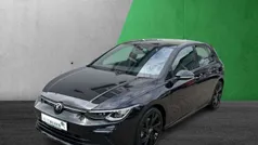 Deep black perleffekt Gebraucht 2024 VW Golf VIII R-line Limousine | 35.290 € (Fairer Preis)