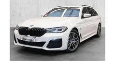 Weiß Gebraucht 2022 BMW 530 M Sport Kombi | 36.990 € (Fairer Preis)