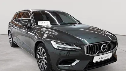 Pine grey metallic Gebraucht 2020 Volvo V60 Inscription Kombi | 26.590 € (Fairer Preis)