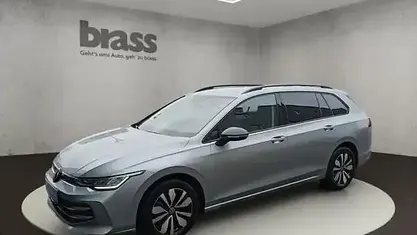 Gebraucht VW Golf VIII Goal 116 PS (85 kW) 2025 Oyster silver metallic Kombi