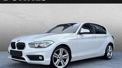 Gebraucht BMW 118 Sport Line 136 PS (100 kW) 2018 Weiß Kleinwagen