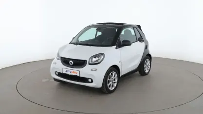 Gebraucht Smart ForTwo Cabrio Basis 90 PS (66 kW) 2018 Weiß Cabrio
