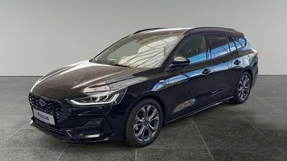 Obsidianschwarz metallic Gebraucht 2024 Ford Focus ST-Line Kombi | 23.500 € (Fairer Preis)