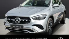 Lack hightechsilber Gebraucht 2024 Mercedes GLA180 Progressive SUV | 37.970 € (Fairer Preis)