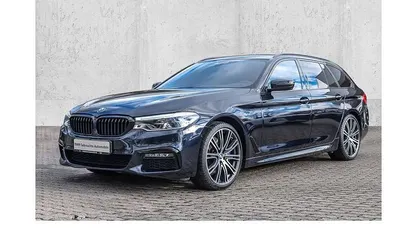 Schwarz Gebraucht 2019 BMW 530 M Sport Kombi | 30.850 € (Fairer Preis)