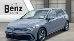 Grau Gebraucht 2024 VW Golf VIII R-line Limousine | 32.490 € (Fairer Preis)