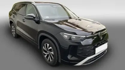 Używany VW Tayron 150 KM (110 kW) 2025 Czarny SUV