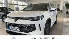 Pure white Gebraucht 2025 VW Tayron Elegance SUV | 44.990 € (Fairer Preis)