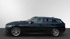 Schwarz Gebraucht 2021 BMW 318 Sport Line Kombi | 19.970 € (Fairer Preis)