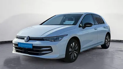 Gebraucht VW Golf VIII Life 150 PS (110 kW) 2025 Limousine