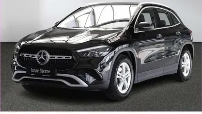 Gebraucht Mercedes GLA200 163 PS (119 kW) 2024 Schwarz SUV