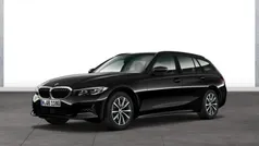 Schwarz Gebraucht 2022 BMW 318 Advantage Kombi | 27.890 € (Fairer Preis)