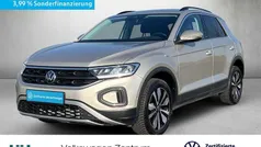 Ivory silver metallic Gebraucht 2024 VW T-Roc Move SUV | 27.750 € (Superpreis)
