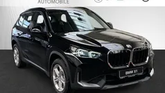 Schwarz uni Gebraucht 2024 BMW X1 Efficient Dynamics SUV | 38.990 € (Fairer Preis)
