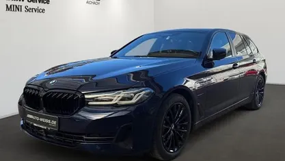 Gebraucht BMW 530 Shadowline 292 PS (214 kW) 2021 Tansanitblau ii metallic (blau) Kombi
