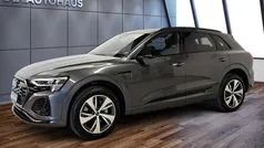 Grau Gebraucht 2024 Audi Q8 e-tron S-Line SUV | 63.450 € (Fairer Preis)