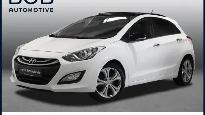 Gebraucht Hyundai i30 135 PS (99 kW) 2014 Weiß Limousine