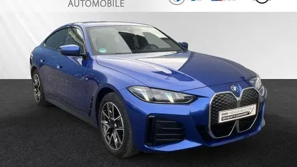 Gebraucht BMW i4 Comfort Edition 250 kW (340 PS) 2024 Portimao blau Limousine