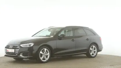 Gebraucht Audi A4 Advanced Plus 204 PS (150 kW) 2022 Mythosschwarz metallic Kombi