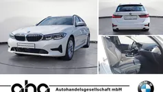 Alpinweiß uni Gebraucht 2021 BMW 320 Advantage Kombi | 24.990 € (Fairer Preis)