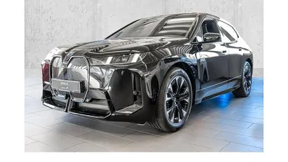 Neu BMW iX M Sport 300 kW (408 PS) 2025 Schwarz SUV