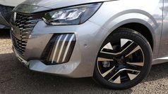 Artense silber metallic Neu 2025 Peugeot 208 Allure Kleinwagen | 18.761 € (Guter Preis)