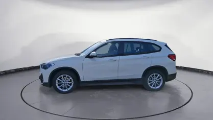 Używany BMW X1 Advantage 140 KM (102 kW) 2020 Biały SUV
