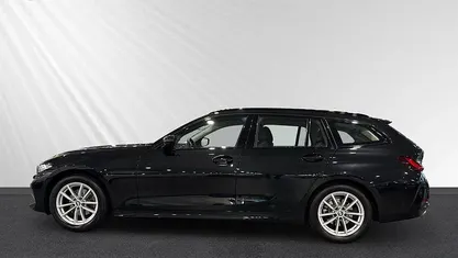 Gebraucht 2022 BMW 320 Shadowline Kombi | 29.998 € (Guter Preis)