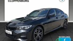 Saphirschwarz Gebraucht 2022 BMW 330e M Sport Limousine | 33.980 € (Fairer Preis)
