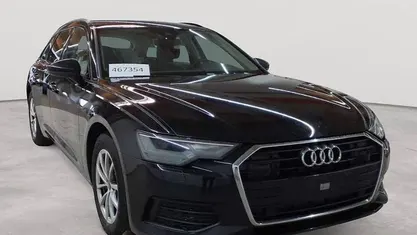 Usado Audi A6 Business 204 HP (150 kW) 2022 Preto Carrinha
