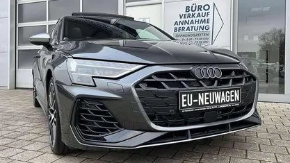 Grau Neu 2025 Audi S3 Sport Limousine | 48.890 € (Fairer Preis)