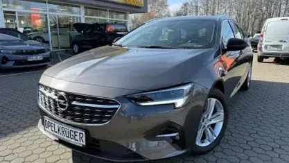 Käytetty Opel Insignia Elegance 170 HP (125 kW) 2022 Harmaa Farmari