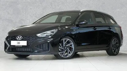 Gebraucht Hyundai i30 N Line 160 PS (117 kW) 2023 Phantom black / mic Kombi