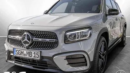 Manufaktur lack manufaktur alpin Gebraucht 2025 Mercedes GLB200 AMG SUV | 46.879 € (Etwas zu teuer)