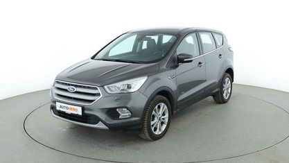 Usado Ford Kuga Titanium 175 HP (128 kW) 2018 Cinzento SUV