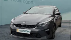 Grau Gebraucht 2019 Kia Ceed Platinum Limousine | 18.540 € (Fairer Preis)