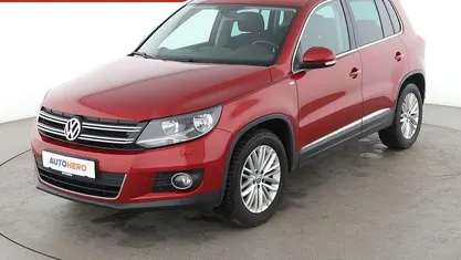 Rot Gebraucht 2014 VW Tiguan Sportline SUV | 12.030 € (Fairer Preis)