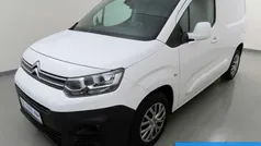 Weiß (banquise weiß) Gebraucht 2020 Citroën Berlingo Van / Kleinbus | 13.879 € (Superpreis)