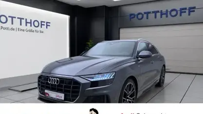 Gebraucht Audi Q8 S-Line 286 PS (210 kW) 2023 Samuraigrau metallic SUV