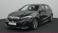 Black sapphire metallic Gebraucht 2021 BMW 118 M Sport Kleinwagen | 22.950 € (Guter Preis)