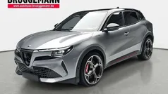 Grau Neu 2025 Alfa Romeo Junior Veloce SUV | 42.990 € (Superpreis)
