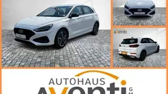 Weiß Neu 2024 Hyundai i30 Advantage Limousine | 22.889 € (Fairer Preis)