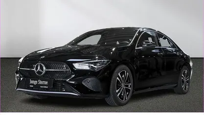 Gebraucht Mercedes CLA200 163 PS (119 kW) 2024 Unilack nachtschwarz Coupé