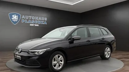 Deep black perleffekt (c9x) (schwarz) Gebraucht 2022 VW Golf VIII Life Limousine | 19.950 € (Fairer Preis)